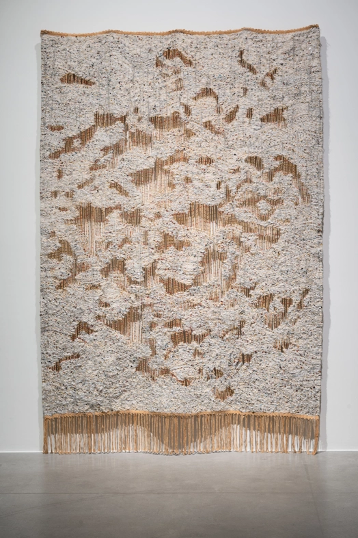 Igshaan Adams – Weerhoud , ARoS 2025. Installationsphoto: Jens Henrik Daugaard © ARoS 2025