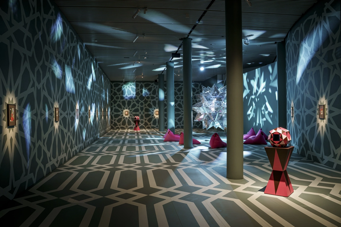 Installation view: Soheila Sokhanvari - Rebel Rebel, ARoS Aarhus Kunstmuseum Foto: Mads Smidstrup
