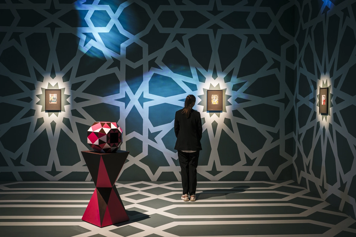 Installation view: Soheila Sokhanvari - Rebel Rebel, ARoS Aarhus Kunstmuseum Foto: Mads Smidstrup
