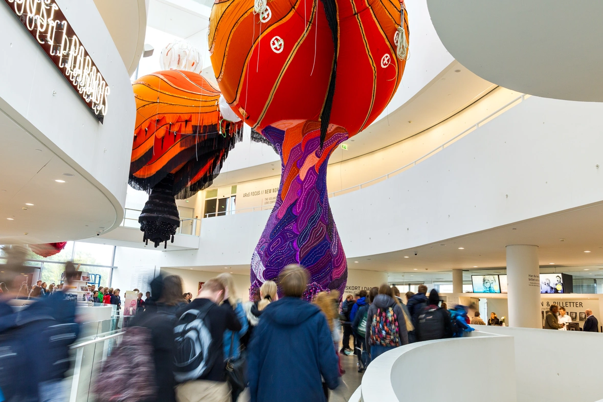 Joana Vasconcelos valkyrie rán